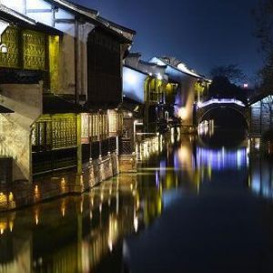 没有谁会是完美无缺的人，若永远都学不会包容，那么无论和谁相恋都是不合适。 ...