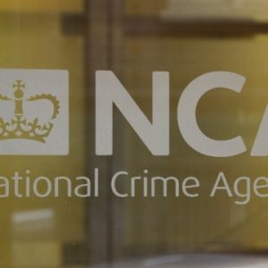 英国NPCC称网络摄像头勒索案件数量急剧增加 四起自杀事件与此有关 ...